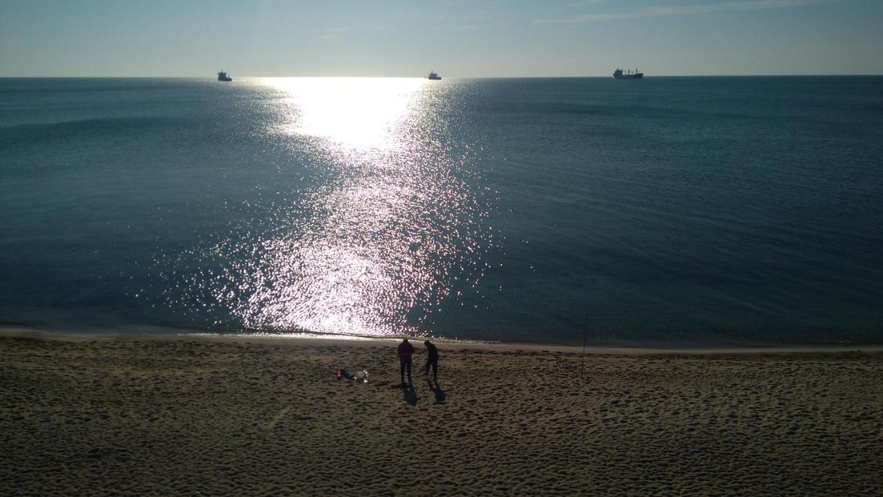 Hemingway Rooms In Happy Beach Varna Esterno foto